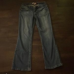 Aeropostale Hailey Ladies Juniors Size 1/2 Skinny Flare Medium Wash Denim Jeans